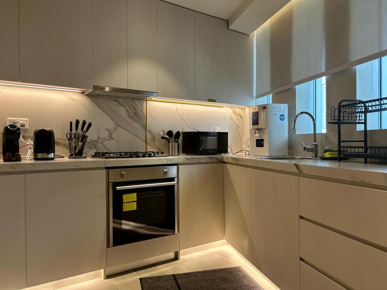 Dubai Marina Walk Gem Modern Apartments With Pool & Gym Access, Steps To Beach & Metro Managed By Sunnyhomes Luaran gambar