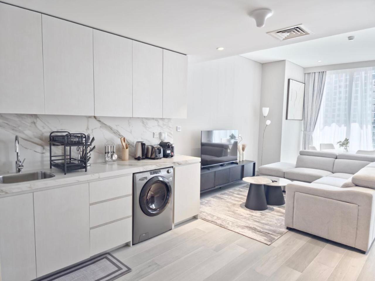 Dubai Marina Walk Gem Modern Apartments With Pool & Gym Access, Steps To Beach & Metro Managed By Sunnyhomes Luaran gambar